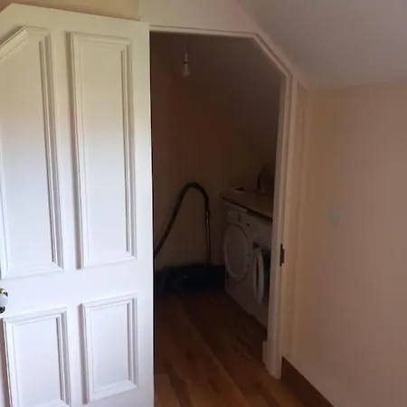 Willowbrook Apartment, Annascaul, Dingle Peninsula Apartment